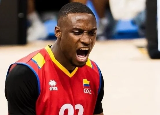 Joinville Vôlei contrata central colombiano e fecha elenco de 15 para 2026/27
