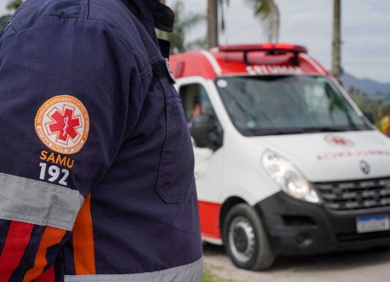 Ajuda ao RS: Samu de SC transporta bolsas de sangue ao estado gaúcho
