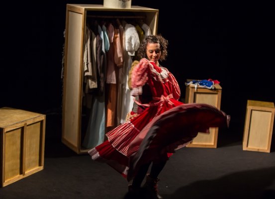 Cia Andante apresenta peça de teatro de objetos em Joinville nos próximos dois finais de semana