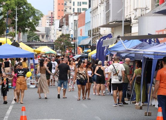 Domingo tem arte, cultura e compras na Feira do Príncipe no Centro