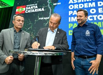 Em Joinville, governador assina ordem de serviço para Estudo de Impacto Ambiental da Via Mar