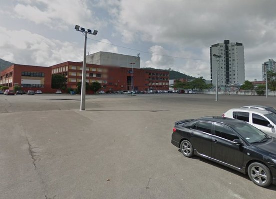 Estacionamento gratuito no Centreventos Cau Hansen acaba na próxima segunda, 31; veja os preços