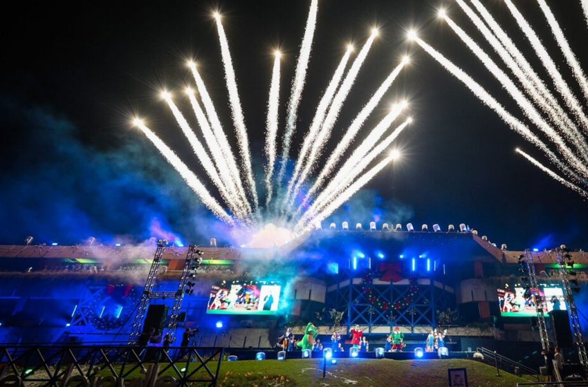 Joinville investe em superprodução com tecnologia de ponta e encanta público de 90 mil pessoas no espetáculo de abertura do Natal