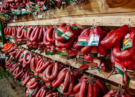 Linguiça Blumenau ganha selo de Indicação Geográfica e só poderá ser fabricada em 16 cidades de SC