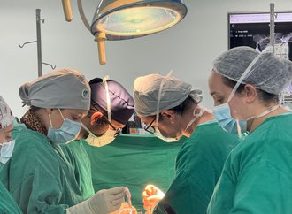 Mais de 50 pacientes pediátricos com escoliose são atendidos no Hospital Jeser Amarante Faria de Joinville