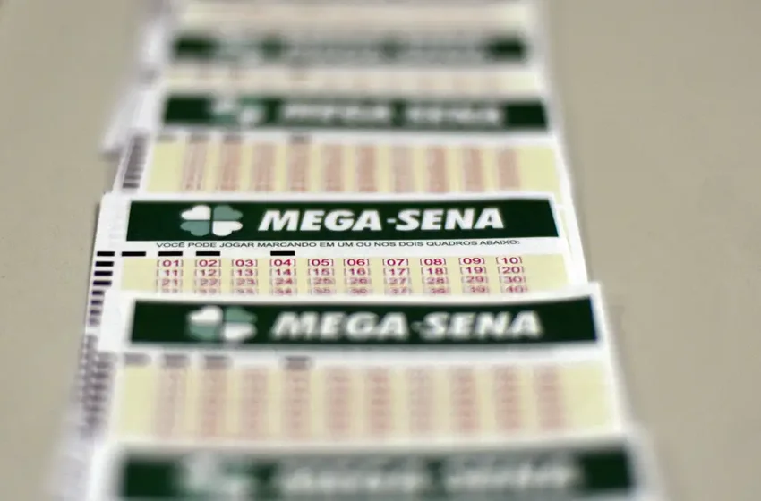 Mega-Sena acumula novamente e pode pagar prêmio de R$ 120 milhões