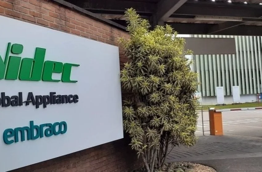 Nidec abre mais de 50 vagas técnicas em Joinville com salários de até R$ 4,4 mil