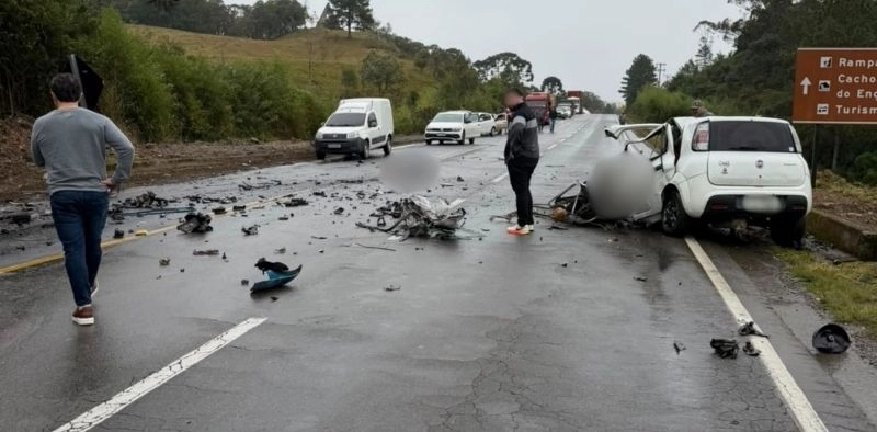 Duas pessoas morrem em grave acidente na Serra Dona Francisca, em Joinville