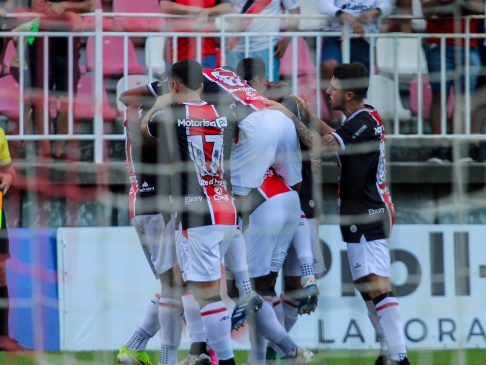 JEC empata com Avaí no jogo de ida para as quartas de final do Catarinense