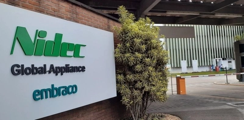 Nidec abre mais de 50 vagas técnicas em Joinville com salários de até R$ 4,4 mil
